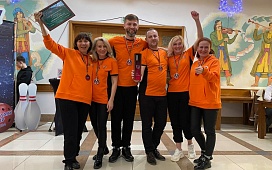Команда Гродненского нотариального округа в числе призеров турнира по боулингу