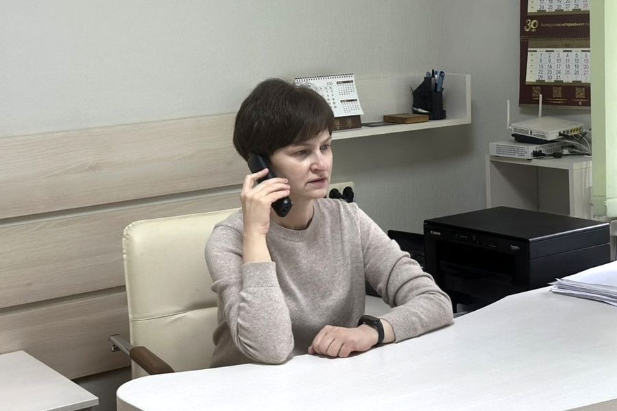 С вопросами наследования обратились дзержинцы к зампредседателю ТНП Минской области в ходе выездного приема и прямой линии