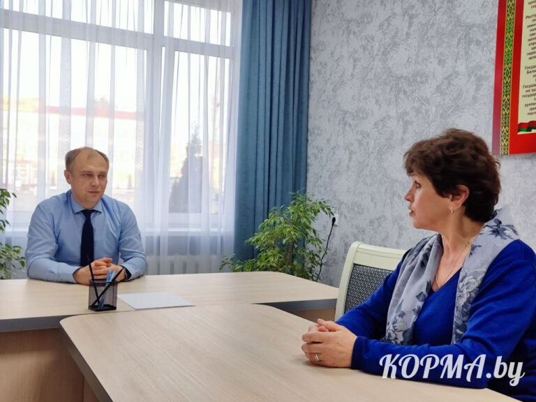 О праве доступно: в преддверии Дня конституции кормянцы получили бесплатную правовую помощь