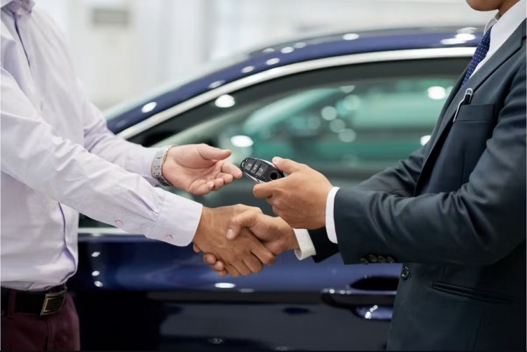 Продажа автомобиля: как правильно совершить сделку