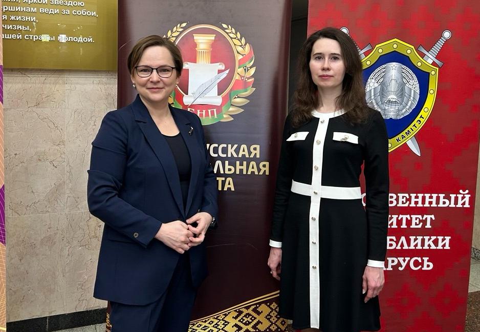 Абитуриентам о нотариате