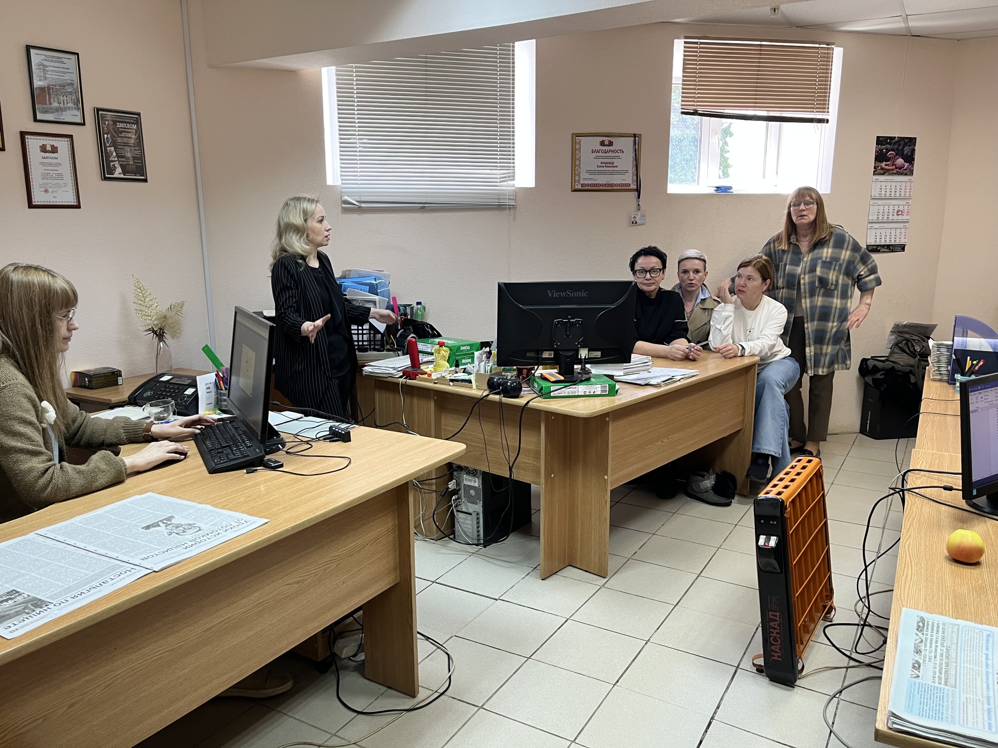 IMG_6235 Трыбуна працы.jpg