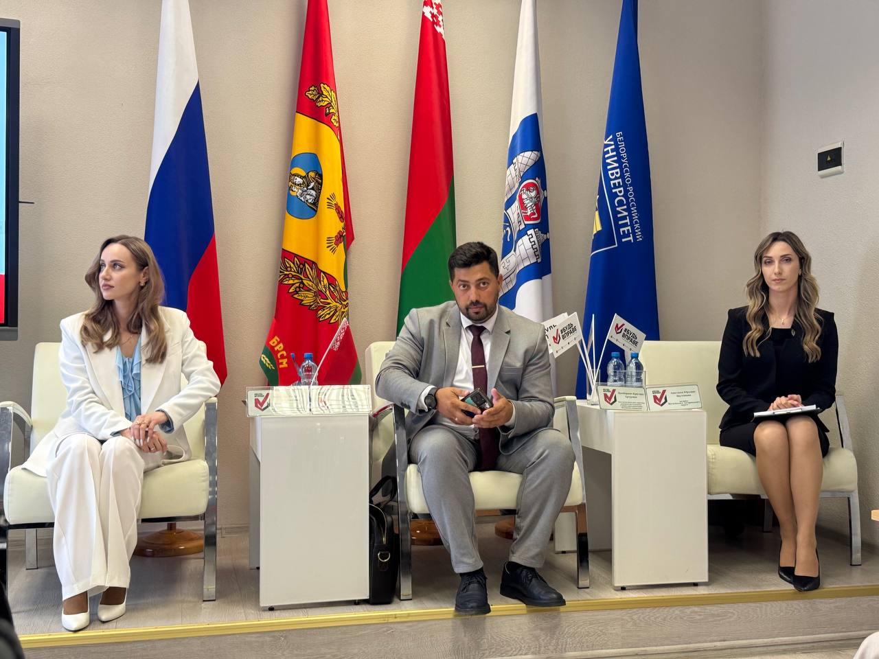 IMG_4929.jpeg IMG_4929.jpeg