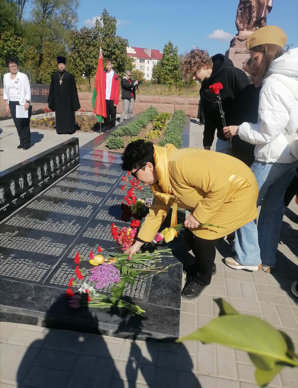 Кондак Митинг у Брасткой могилы аг. Поколюбичи 4.jpg