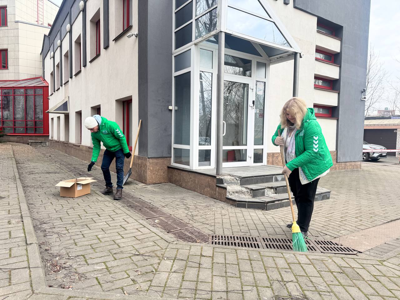 photo_5325861620477006832_y.jpg photo_5325861620477006832_y.jpg