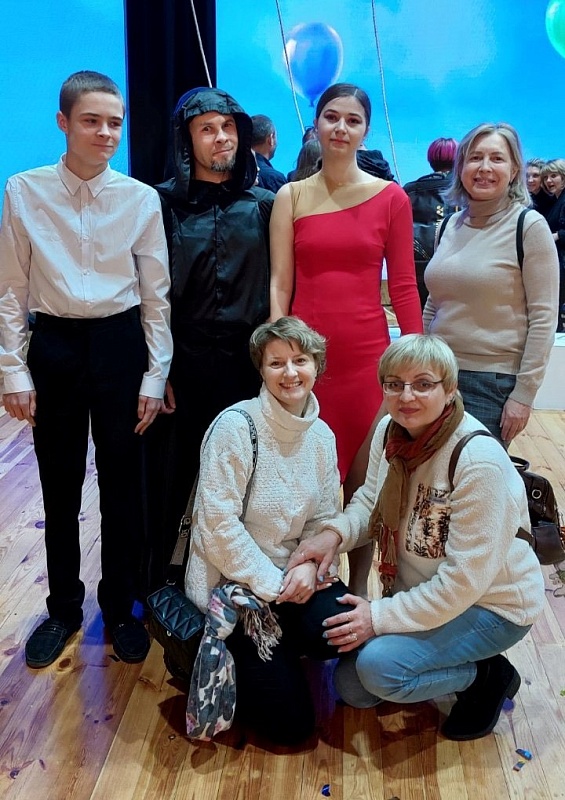 Столичные нотариусы и работники нотариата посетили спектакль белорусского Семейного инклюзив-театра «i»