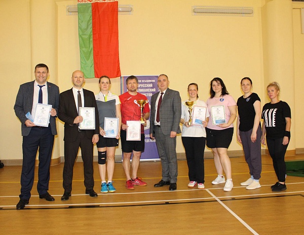 На базе Гомельского филиала РУП «БелЮрОбеспечение» состоялся корпоративный турнир по бадминтону