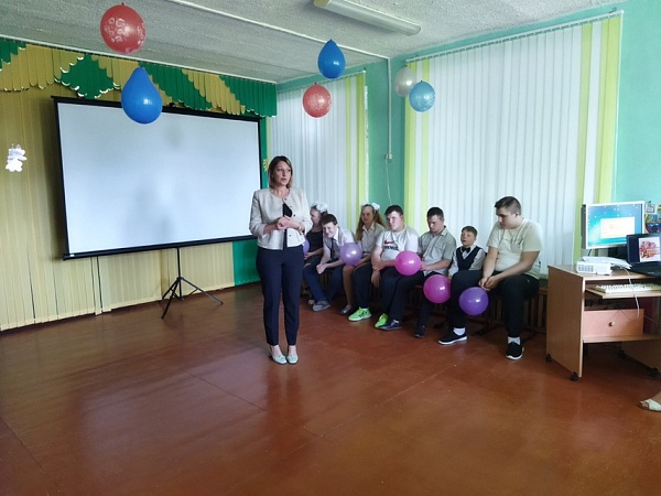 Акция, приуроченная к Международному дню защиты детей.