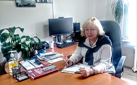 Председатель Могилёвской областной нотариальной палаты Валентина Чайкова провела выездной личный прием граждан и представителей юридических лиц в нотариальной конторе Кировского района