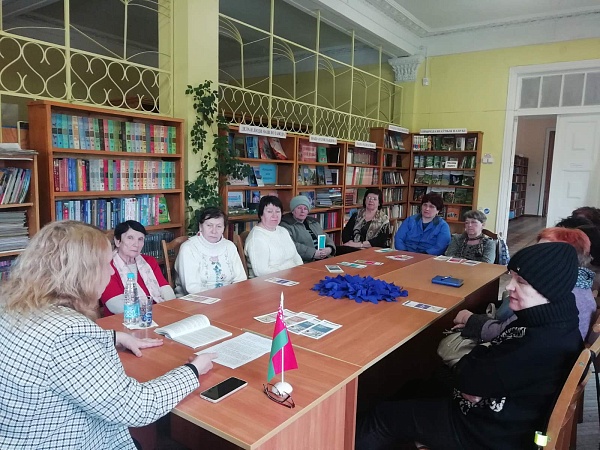 Просвещение в библиотеке 