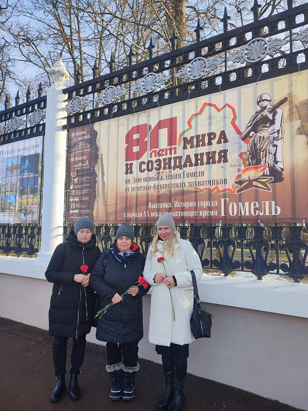 О великом подвиге поистине несгибаемого народа...