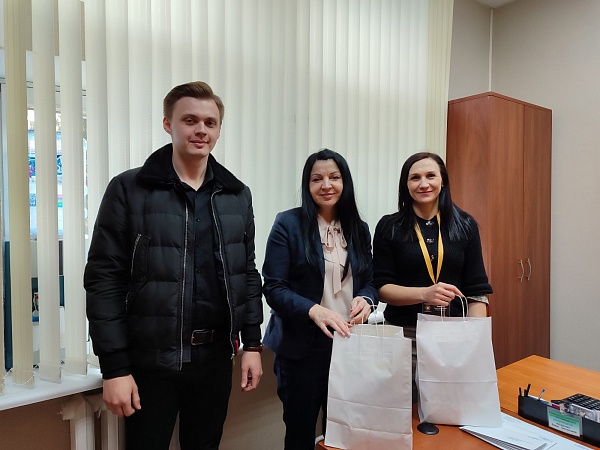 Поздравление нотариусов и работников Могилёвского нотариального округа от Могилёвской областной нотариальной палаты в честь Международного женского дня - 8 марта
