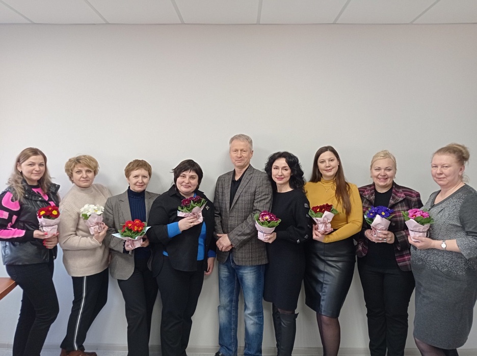Поздравление нотариусов и работников Могилёвского нотариального округа от Могилёвской областной нотариальной палаты в честь Международного женского дня - 8 марта