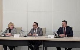Вопросы совершенствования нотариальной деятельности: Министр юстиции Евгений Коваленко встретился с нотариусами Могилевского нотариального округа
