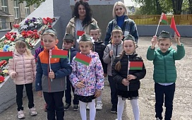 Пусть память в нас живёт...