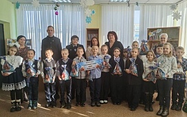 Новогоднее поздравление от нотариусов