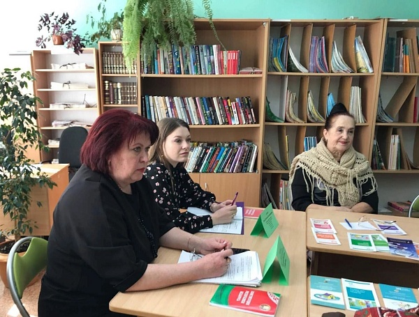 Состоялась встреча нотариуса с жителями районного центра