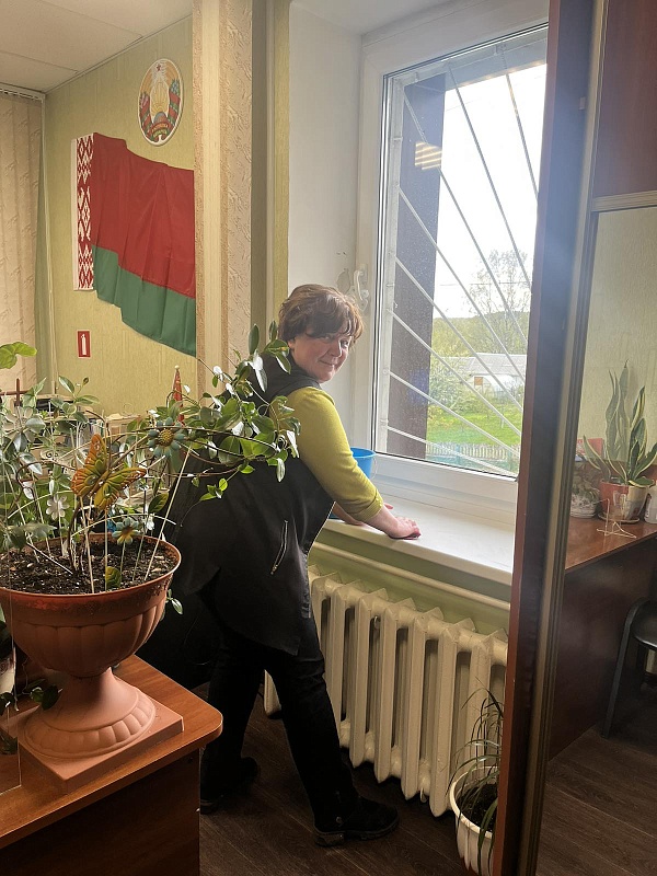 На субботник – дружно, весело и с хорошим настроением!