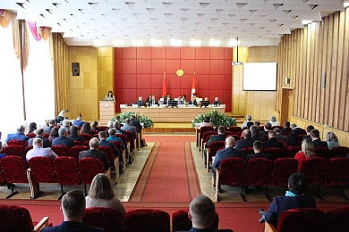 Заместитель Министра юстиции посетил нотариальную контору Чечерского района