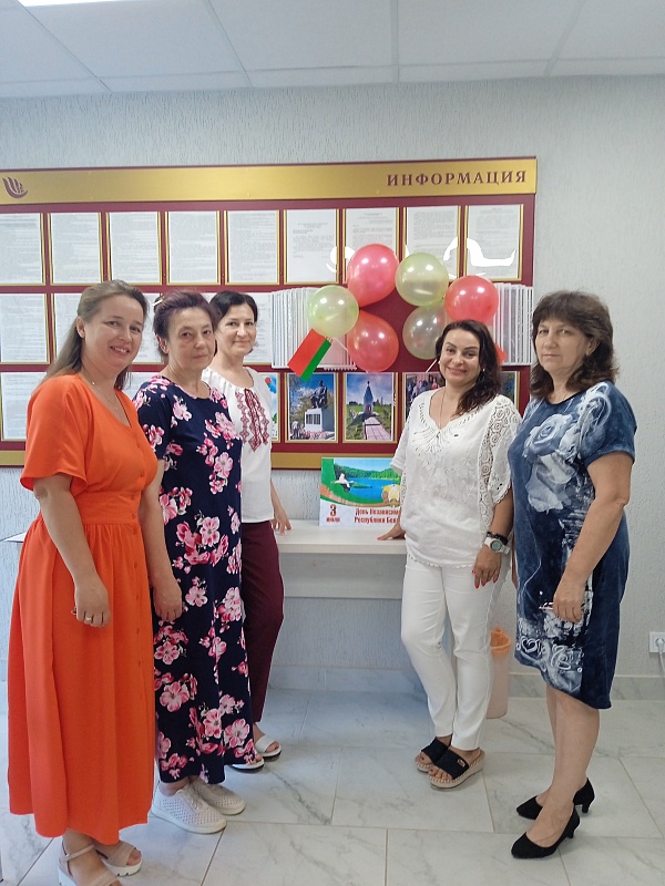 К акции «Живем и помним» присоединились витебские нотариусы