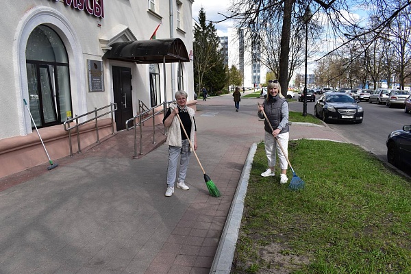 Нотариусы навели порядок и чистоту
