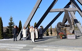 Безмолвные колокола: трагедия, застывшая в камне