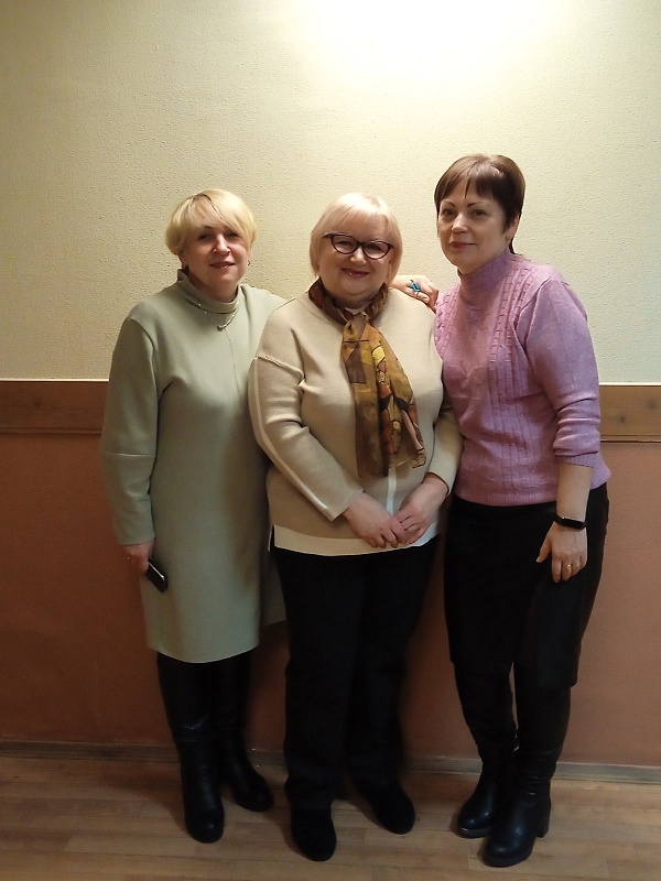 В нотариате бывших на бывает!