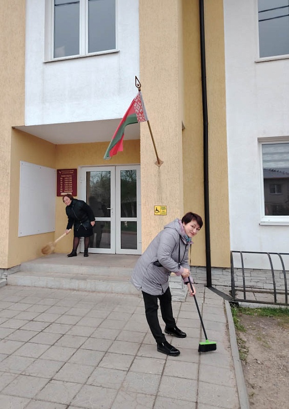 Республиканский субботник в Гродненском нотариальном округе