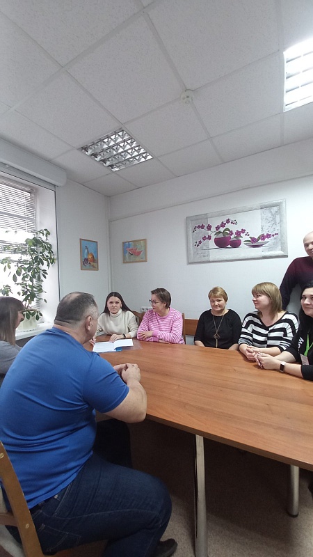 Встреча нотариусов с трудовым коллективом Рогачевского бюро Жлобинского филиала РУП "Гомельское агенство по государственной регистрации и земельному кадастру"