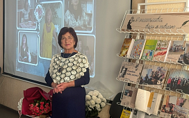 В Год белорусской женщины Могилев чествует поэтессу Наталью Кожевникову