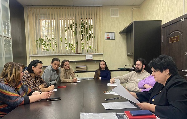 В нотариальных конторах столицы прошли встречи по правовому информированию