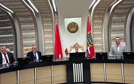 Нотариус модерировала телемост между Минской и Московской областями