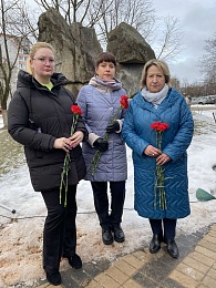 Коллективы нотариальных контор Минской области почтили память воинов-интернационалистов