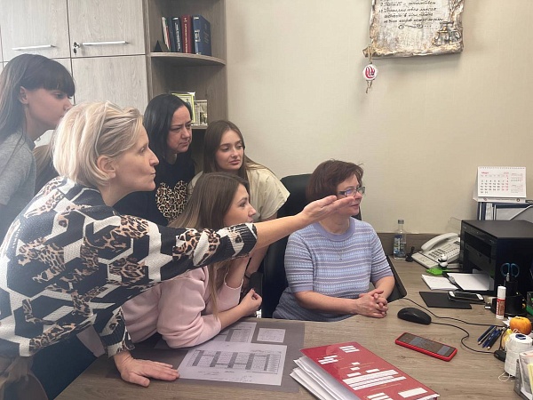 Обсуждение повестки единого дня информирования