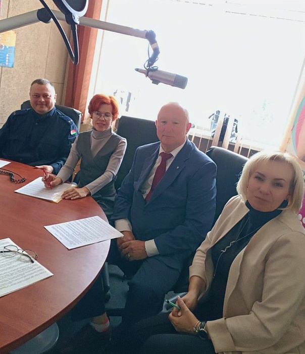 «За дело! За право!»: радиоэфир ко Дню знаний на «Зефир FM»