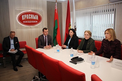Наталья Борисенко провела выездной прием граждан в Бобруйске