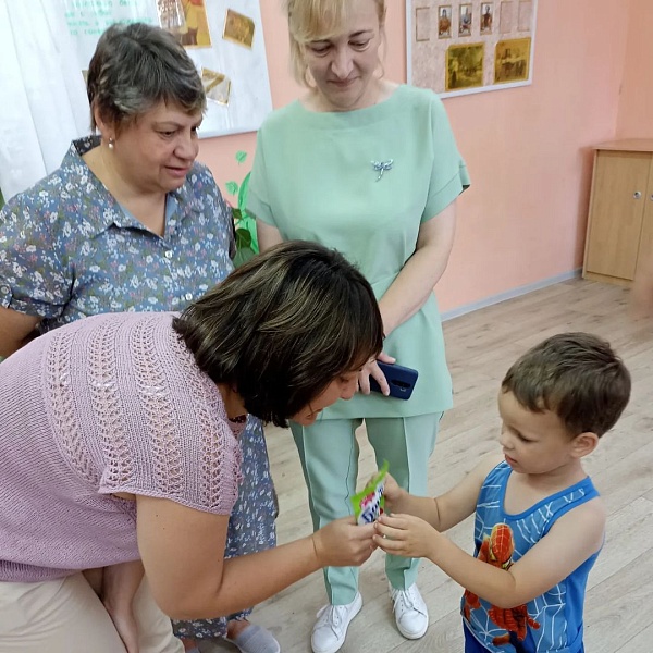 Республиканская акция "Соберем портфель первокласснику"