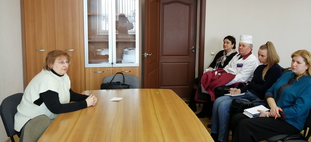 Как приобрести автомобиль расскажет нотариус