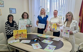 «Есть такая профессия — мама!»: выставка, сотканная из нежности!