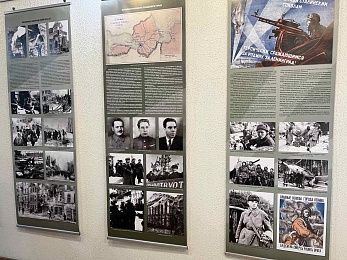 Нотариусы посетили выставку, посвященную прорыву блокады Ленинграда
