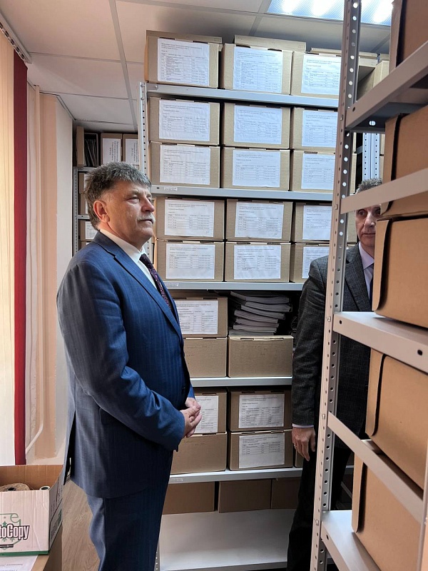Заместитель Министра юстиции Республики Беларусь Николай Старовойтов посетил нотариальные конторы Гомельской области