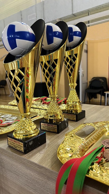 Столичные нотариусы показали свои спортивные навыки на I-ом турнире по волейболу