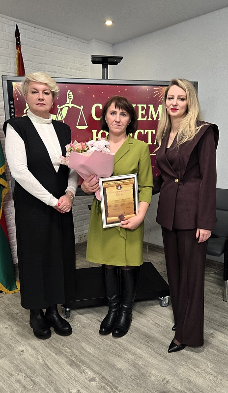 В честь профессионального праздника...