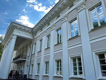 Нотариусы посетили областной фестиваль "Вераснёўскi фэст. Палац у Жылiчах"