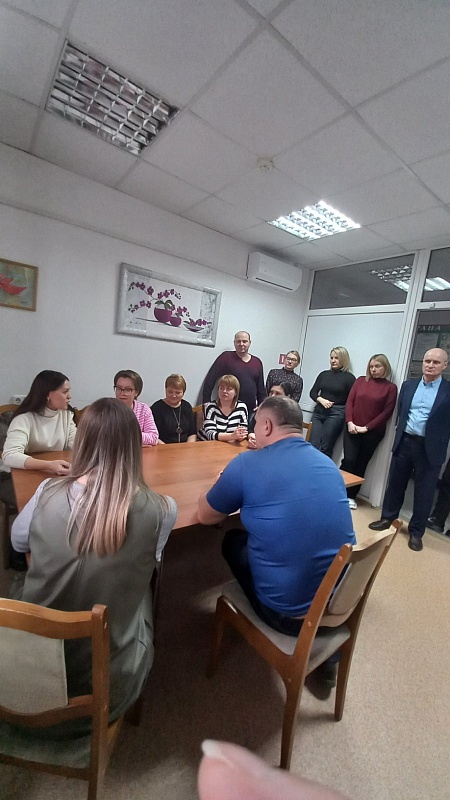 Встреча нотариусов с трудовым коллективом Рогачевского бюро Жлобинского филиала РУП "Гомельское агенство по государственной регистрации и земельному кадастру"