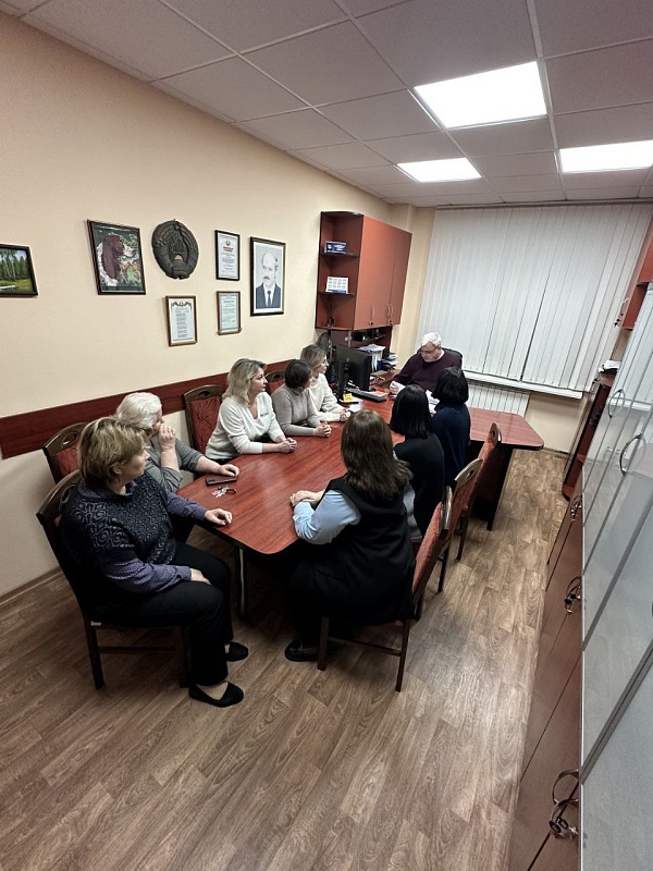 В нотариальных конторах столицы прошли встречи по правовому информированию