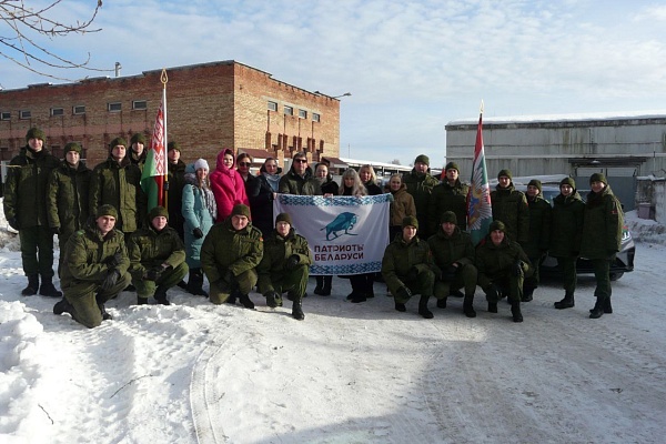 С Днём защитника Отечества!