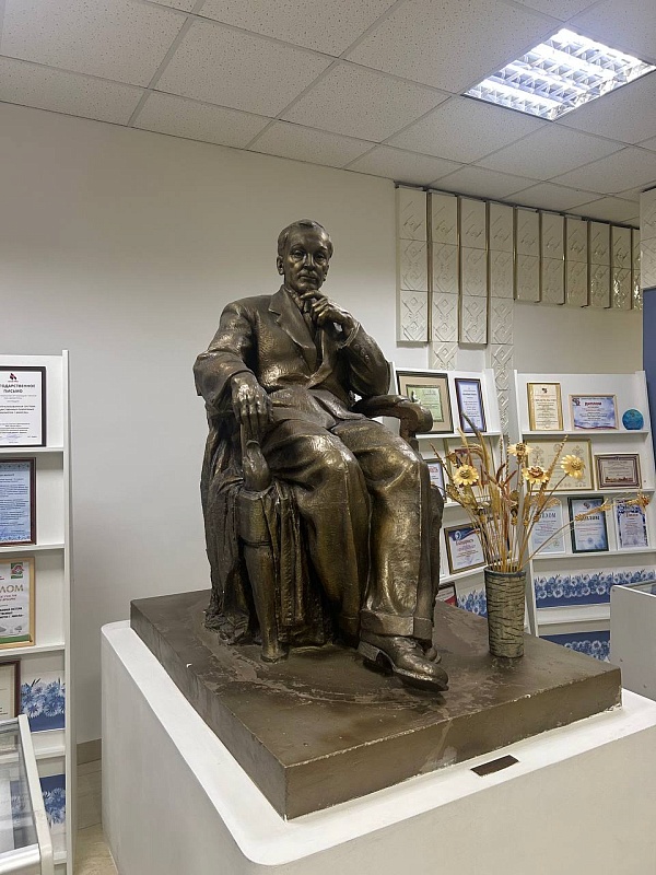 Вооружены любовью. Артисты на войне