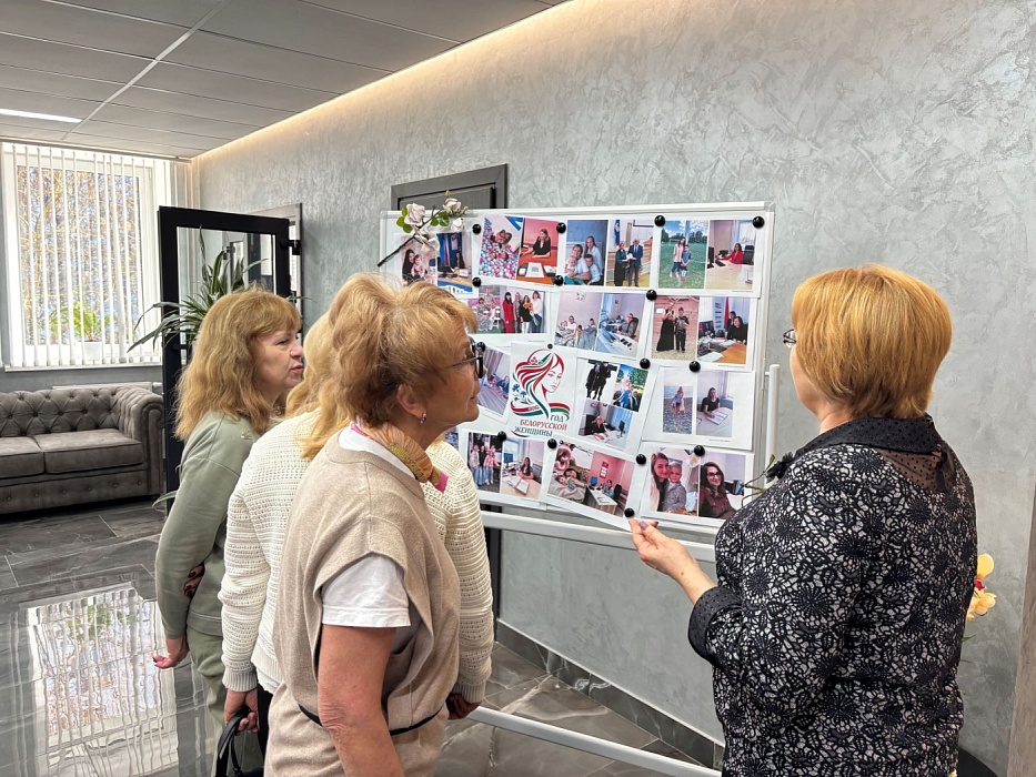 Фотовыставка "Миссия женщин: от материнства до служения миру"