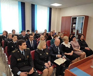 Министр юстиции посетил нотариальную контору Жлобинского района